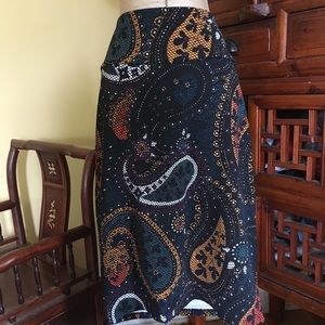 Lularoe Cassie pencil skirt - large print paisley!